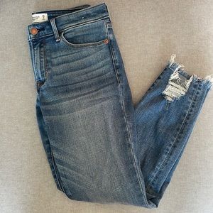 Abercrombie ‘The Super Skinny Ankle’ Mid Rise